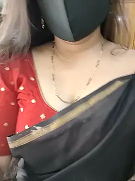 Snapshot of yoursana- chatting on 02.21.26 yoursana- online show from 02.21.26