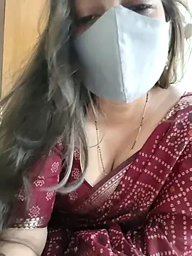 Snapshot of yoursana- chatting on 03.11.26 yoursana- online show from 03.11.26