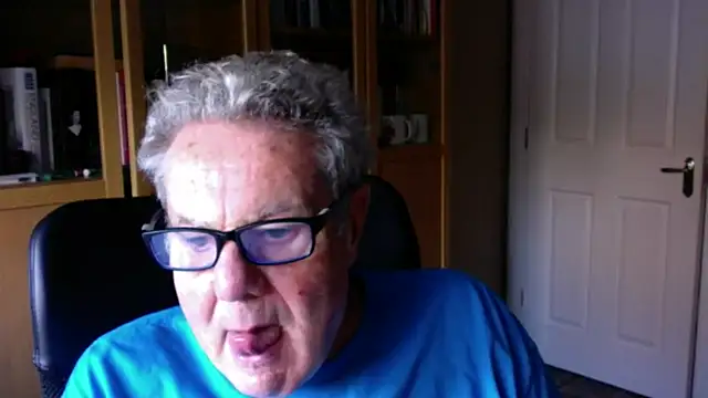 Snapshot of Oldpistolpete chatting on 10.17.25 Oldpistolpete online show from 10.17.25