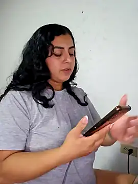 Mary pinkish online show from 01.08.25