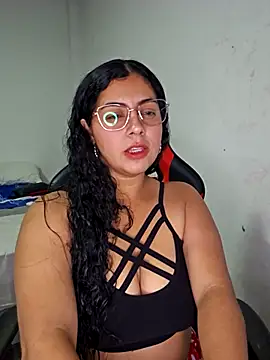 Mary pinkish online show from 01.12.26