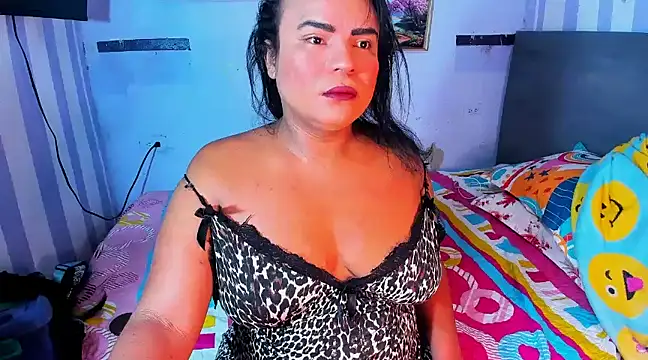 Snapshot of luciana_osorno chatting on 02.28.25 luciana osorno online show from 02.28.25