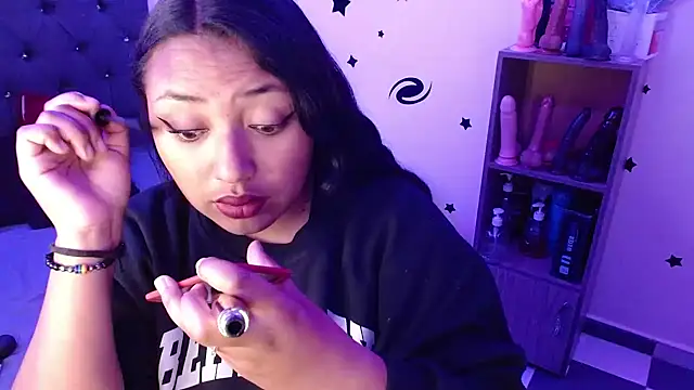 Snapshot of tatiana_wd chatting on 12.17.24 tatiana wd online show from 12.17.24