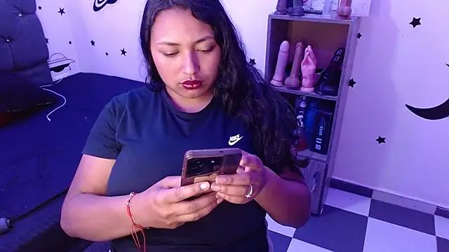 Snapshot of tatiana_wd chatting on 03.16.25 tatiana wd online show from 03.16.25