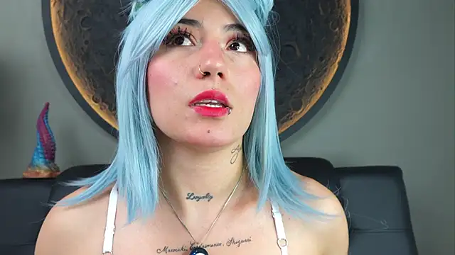 Snapshot of miss_sharlotte18 chatting on 12.02.25 miss sharlotte18 online show from 12.02.25