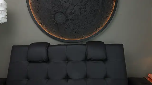 Snapshot of miss_vaiolette chatting on 09.19.25 miss vaiolette online show from 09.19.25