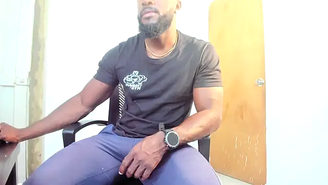 Snapshot of DaleHamilton chatting on 01.14.25 DaleHamilton online show from 01.14.25