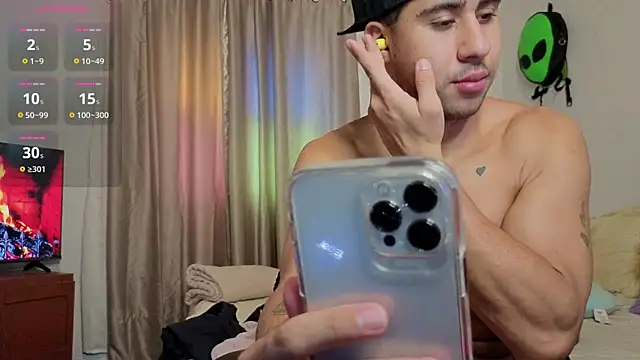 Snapshot of Daiki_Jack chatting on 11.27.25 Daiki Jack online show from 11.27.25