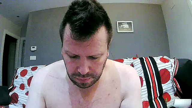 Snapshot of txan9876 chatting on 11.24.25 txan9876 online show from 11.24.25