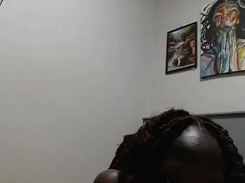 Snapshot of CandyLovesU2 chatting on 12.02.25 CandyLovesU2 online show from 12.02.25