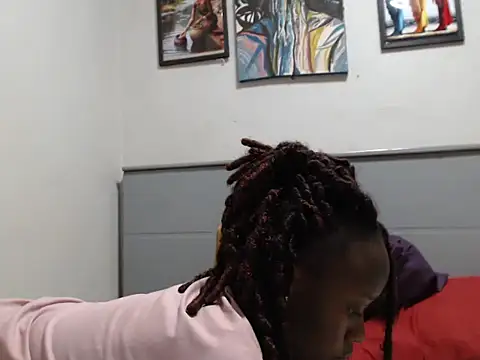 Snapshot of CandyLovesU2 chatting on 12.13.25 CandyLovesU2 online show from 12.13.25