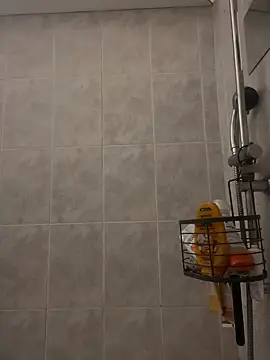 Snapshot of callmelouve chatting on 02.14.25 callmelouve online show from 02.14.25