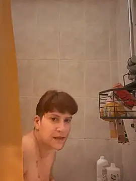 Snapshot of callmelouve chatting on 03.05.25 callmelouve online show from 03.05.25