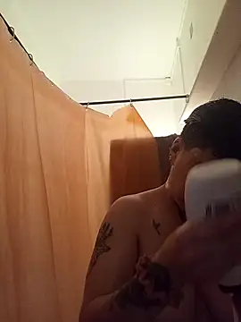 Snapshot of callmelouve chatting on 09.25.25 callmelouve online show from 09.25.25