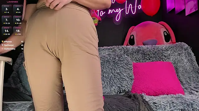 stelleknox  online show from 02.17.25