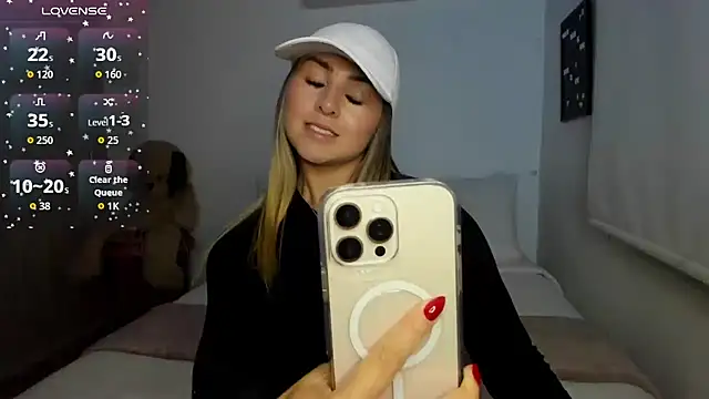 sophi mooreno online show from 07.28.26