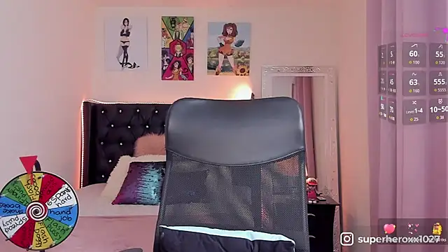 Snapshot of superheroxx chatting on 02.07.26 superheroxx online show from 02.07.26