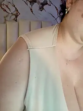 mollieblue69 online show from 04.21.26
