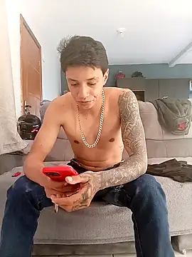 Novin4i20 online show from 10.14.25