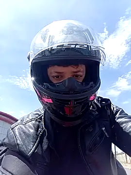 Novin4i20 online show from 10.24.25