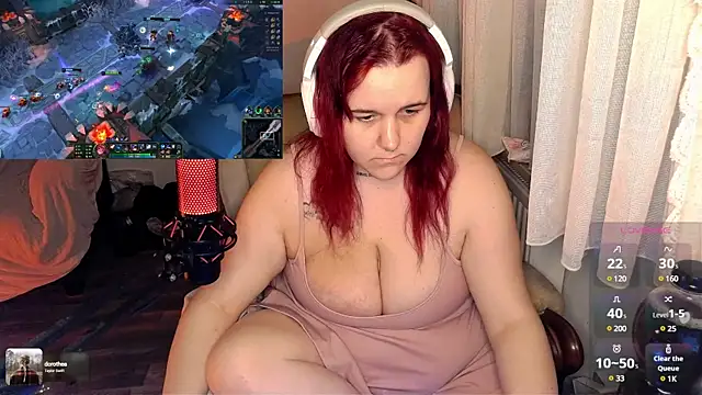 Snapshot of Lia-Bloom chatting on 01.23.25 Lia-Bloom online show from 01.23.25