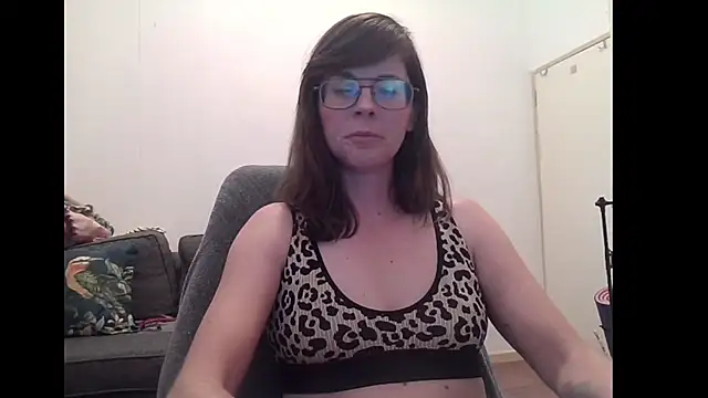 Snapshot of SavannaGirly chatting on 02.13.26 SavannaGirly online show from 02.13.26