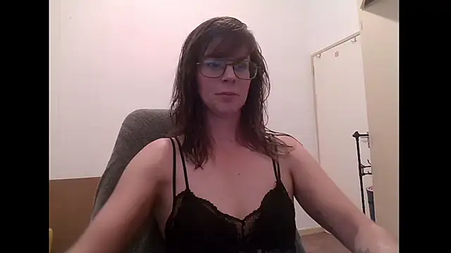 Snapshot of SavannaGirly chatting on 03.17.26 SavannaGirly online show from 03.17.26