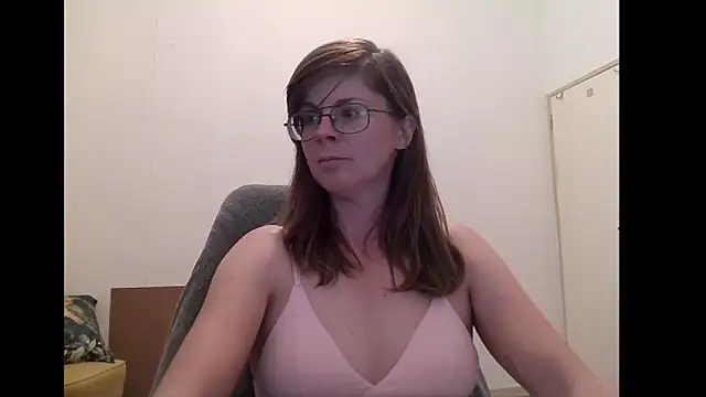 SavannaGirly online show from 04.15.26