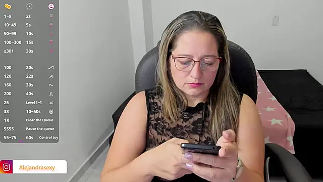 alejandra milf  online show from 03.31.26