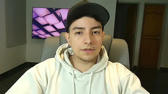 Jhoan saenz online show from 10.23.25