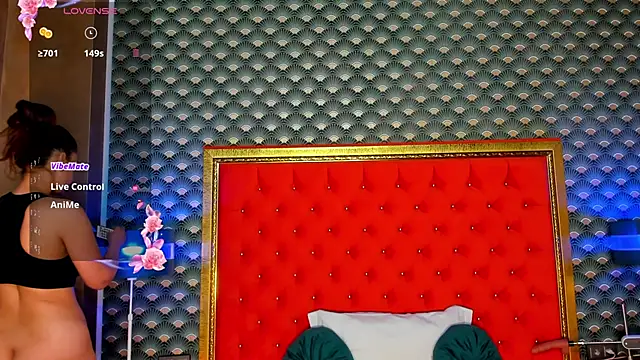 VallerieJones online show from 03.14.25