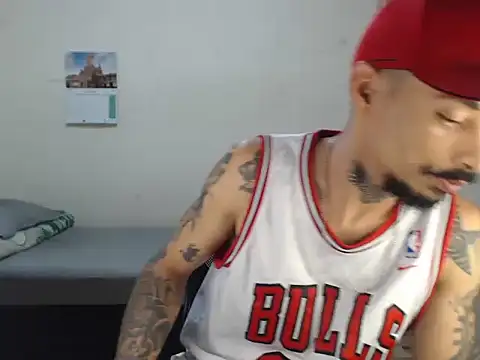 emiliano hottt online show from 03.27.26