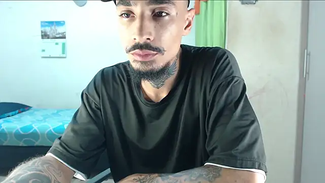 emiliano hottt online show from 05.11.26