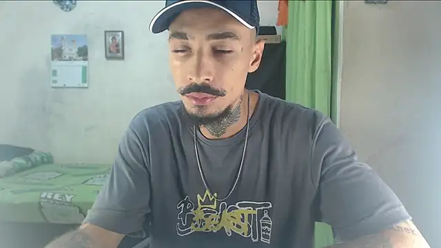 emiliano hottt online show from 06.10.26