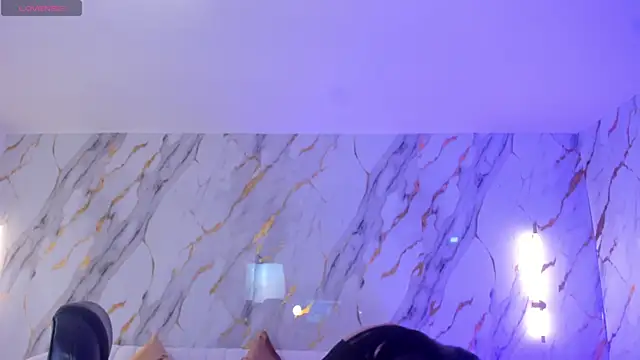 Snapshot of JadeEvansX chatting on 01.29.25 JadeEvansX online show from 01.29.25