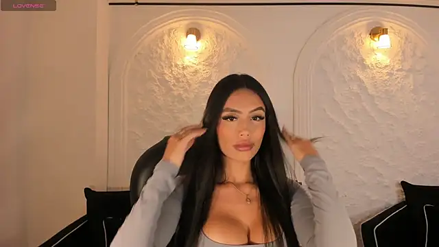 Snapshot of JadeEvansX chatting on 01.13.26 JadeEvansX online show from 01.13.26