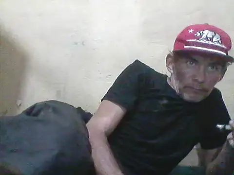 Snapshot of MarsWood chatting on 09.17.25 MarsWood online show from 09.17.25