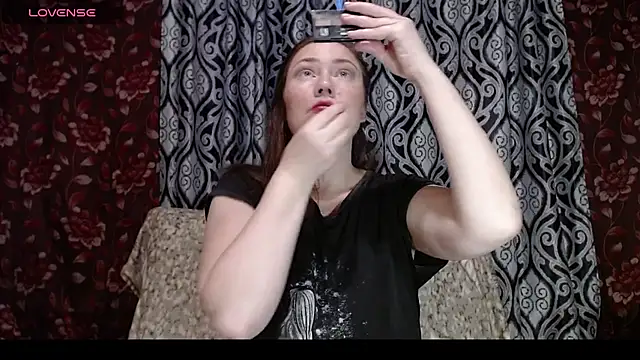 EmilyDoth online show from 11.17.25