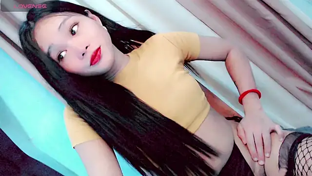 amomentoflust69 online show from 06.14.26