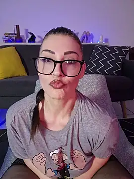 AryaSummersReal online show from 07.05.26
