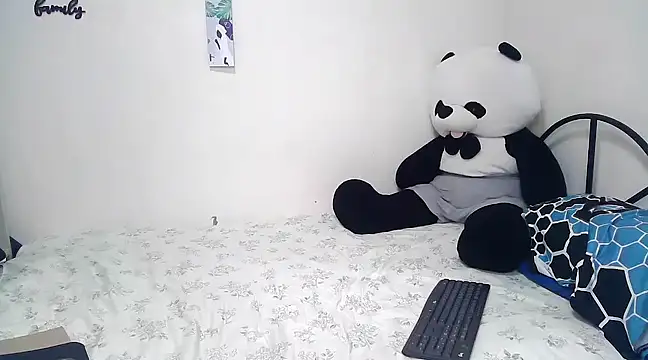 rihanna22 online show from 02.20.25