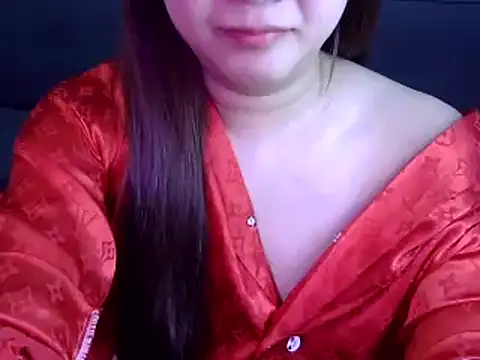 Snapshot of Bee_2k chatting on 01.18.26 Bee 2k online show from 01.18.26