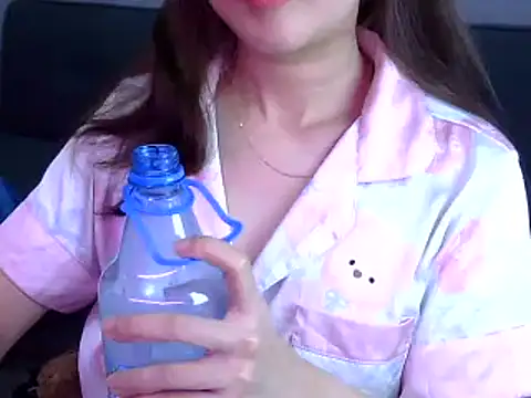 Bee 2k online show from 04.22.26