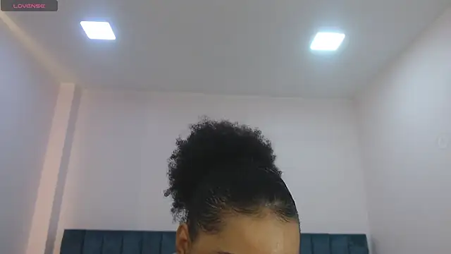 Snapshot of kimara_lion chatting on 11.13.25 kimara lion online show from 11.13.25