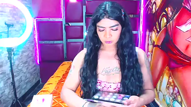 Snapshot of violet_bigcock774 chatting on 07.04.26 violet bigcock774 online show from 07.04.26