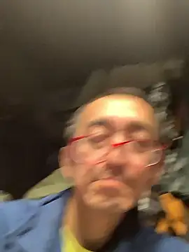 Snapshot of Senzuri_kun chatting on 11.09.25 Senzuri kun online show from 11.09.25