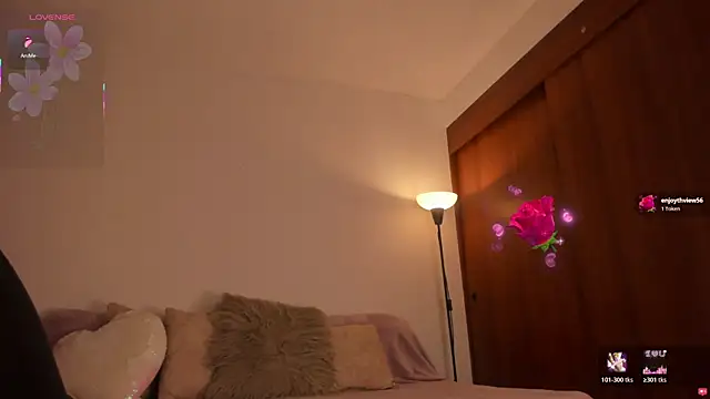 whitneyhot online show from 07.12.26