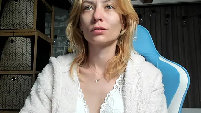 Snapshot of karo123421 chatting on 09.28.25 karo123421 online show from 09.28.25