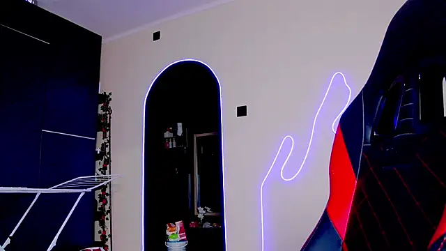 Snapshot of karo123421 chatting on 10.19.25 karo123421 online show from 10.19.25