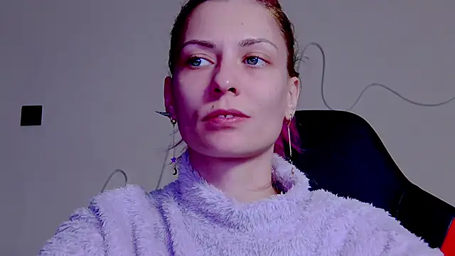 Snapshot of karo123421 chatting on 11.16.25 karo123421 online show from 11.16.25